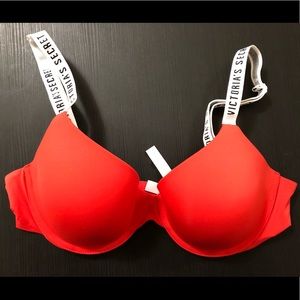 Victoria’s Secret T-shirt Bra
